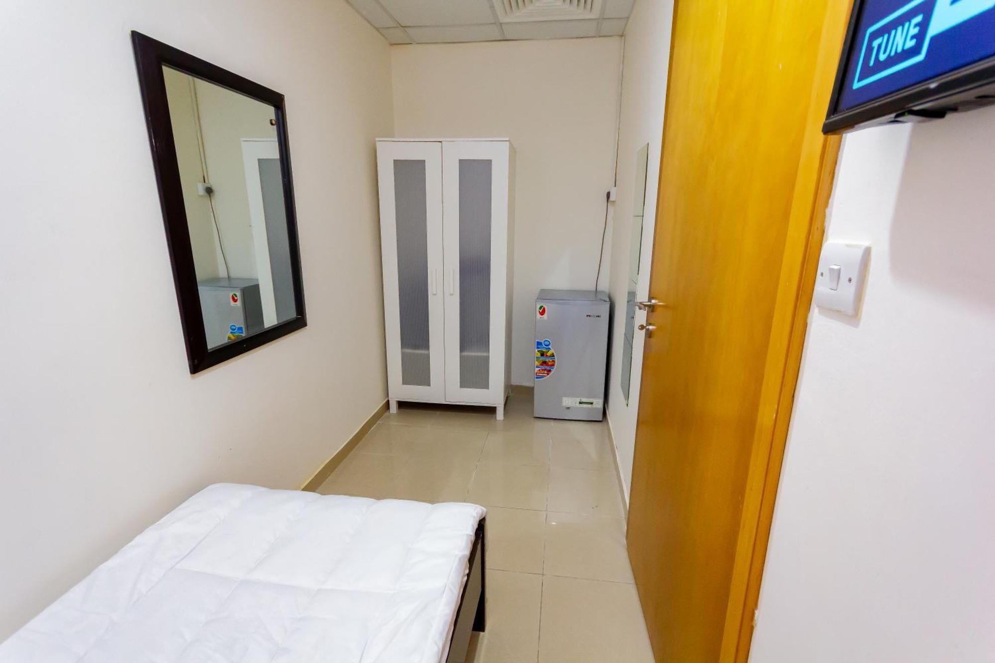 Small Budget Rooms For 'Girls' Only In Dubai, Marina Eksteriør bilde